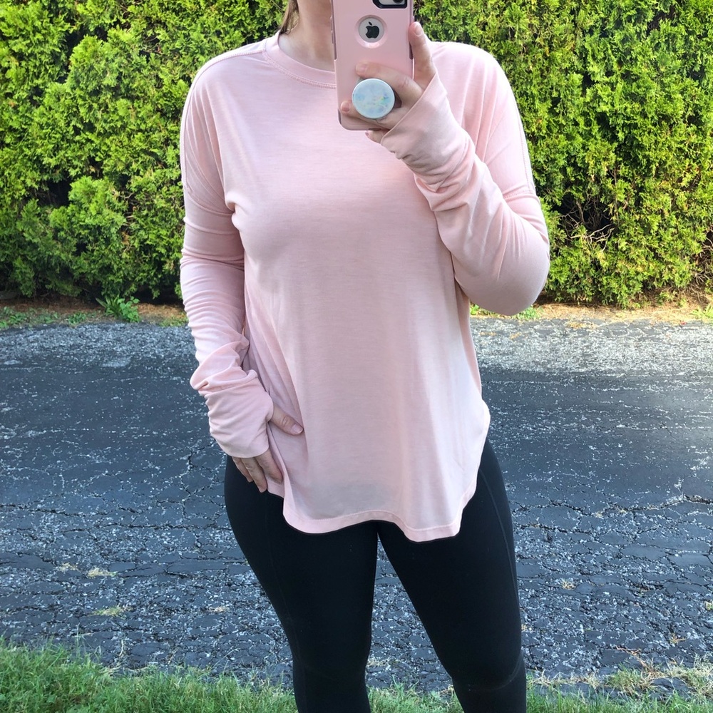 Champion Shirt - Picture 4 of 10